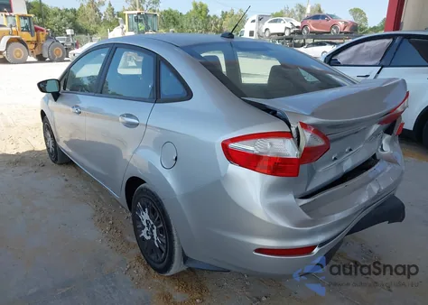 2018 Ford Fiesta S z USA, uszkodzony, nr VIN 3FADP4AJ1JM100401